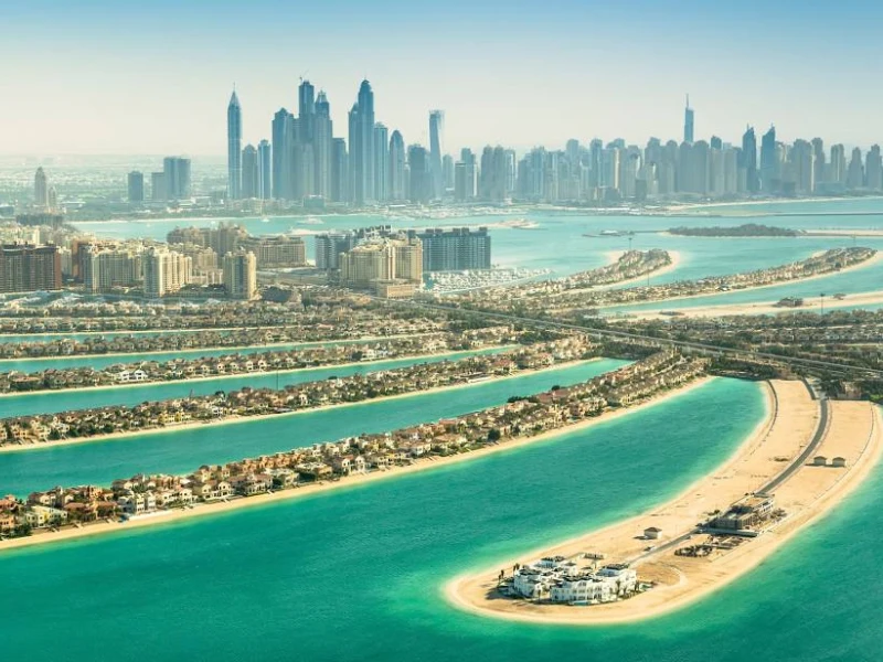 Complete Guide to Yacht Routes and Charters in Dubai