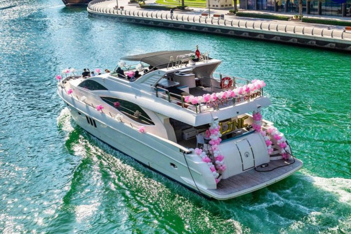 birthday yacht rental in Dubai